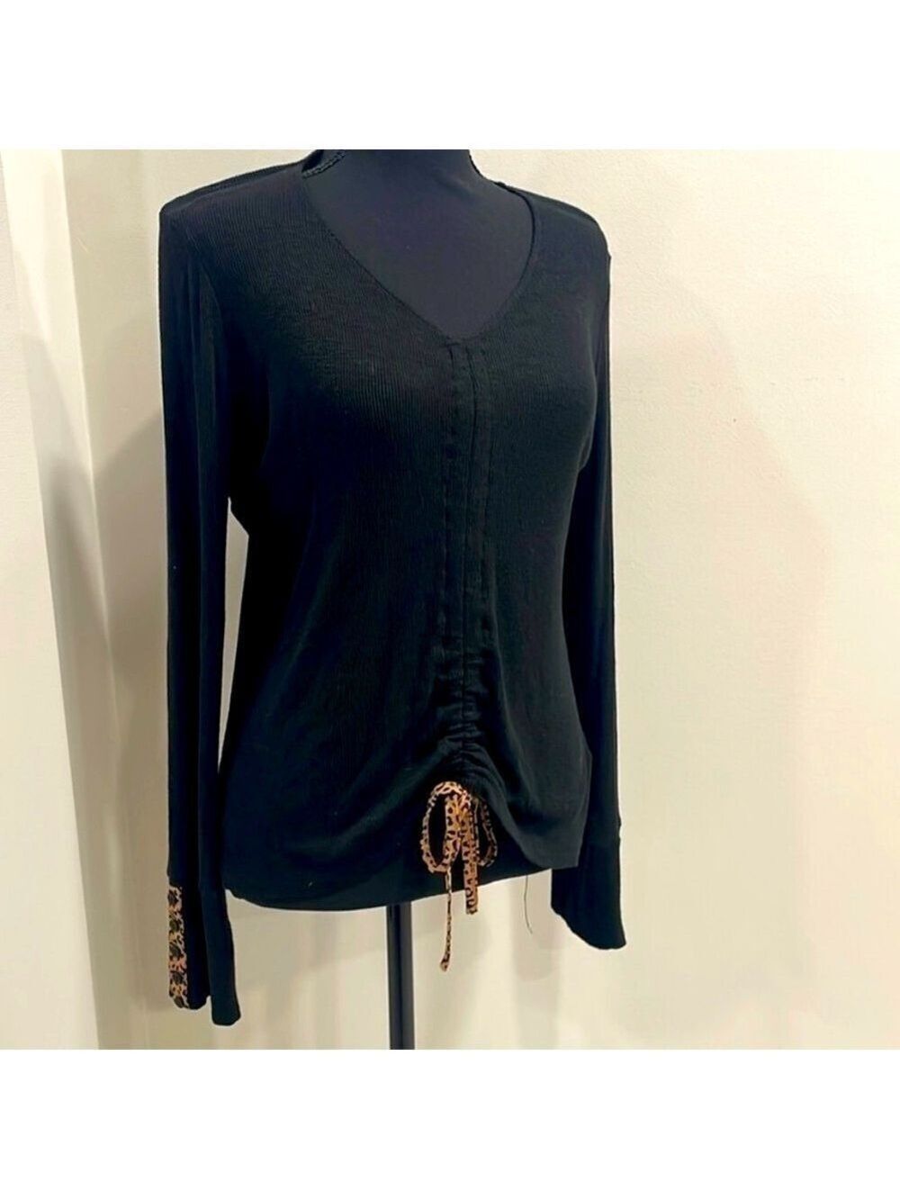 Hem & Thread Black Leopard tie top Size S